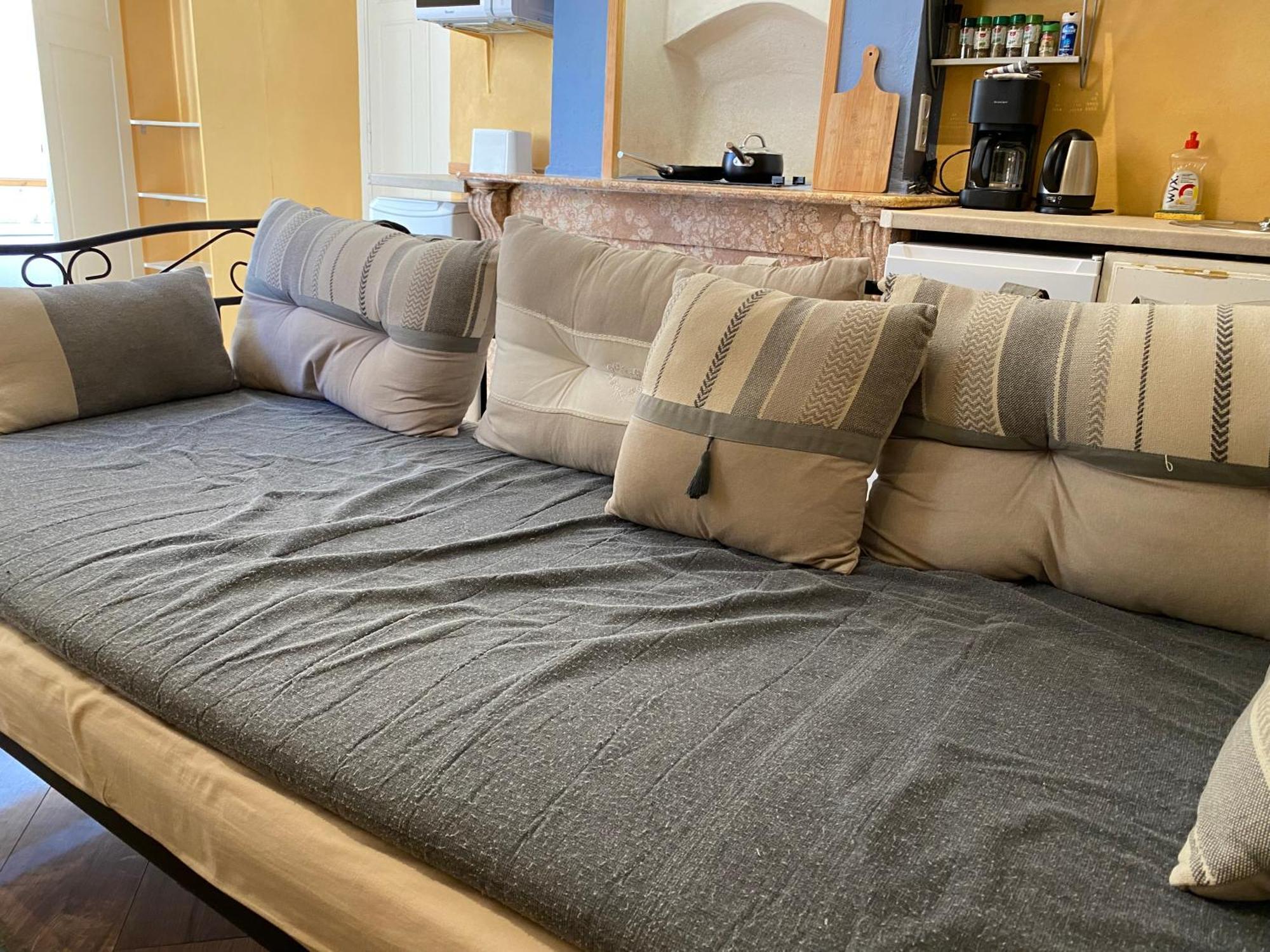 Residence Verdi - Appartements Meubles En Centre Ville Bédarieux 객실 사진