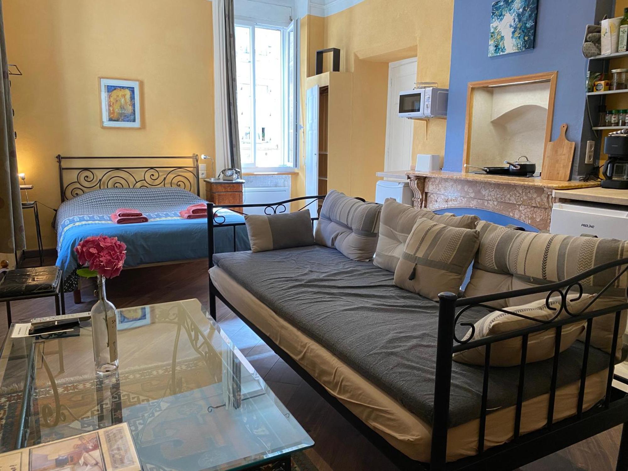 Residence Verdi - Appartements Meubles En Centre Ville Bédarieux 외부 사진
