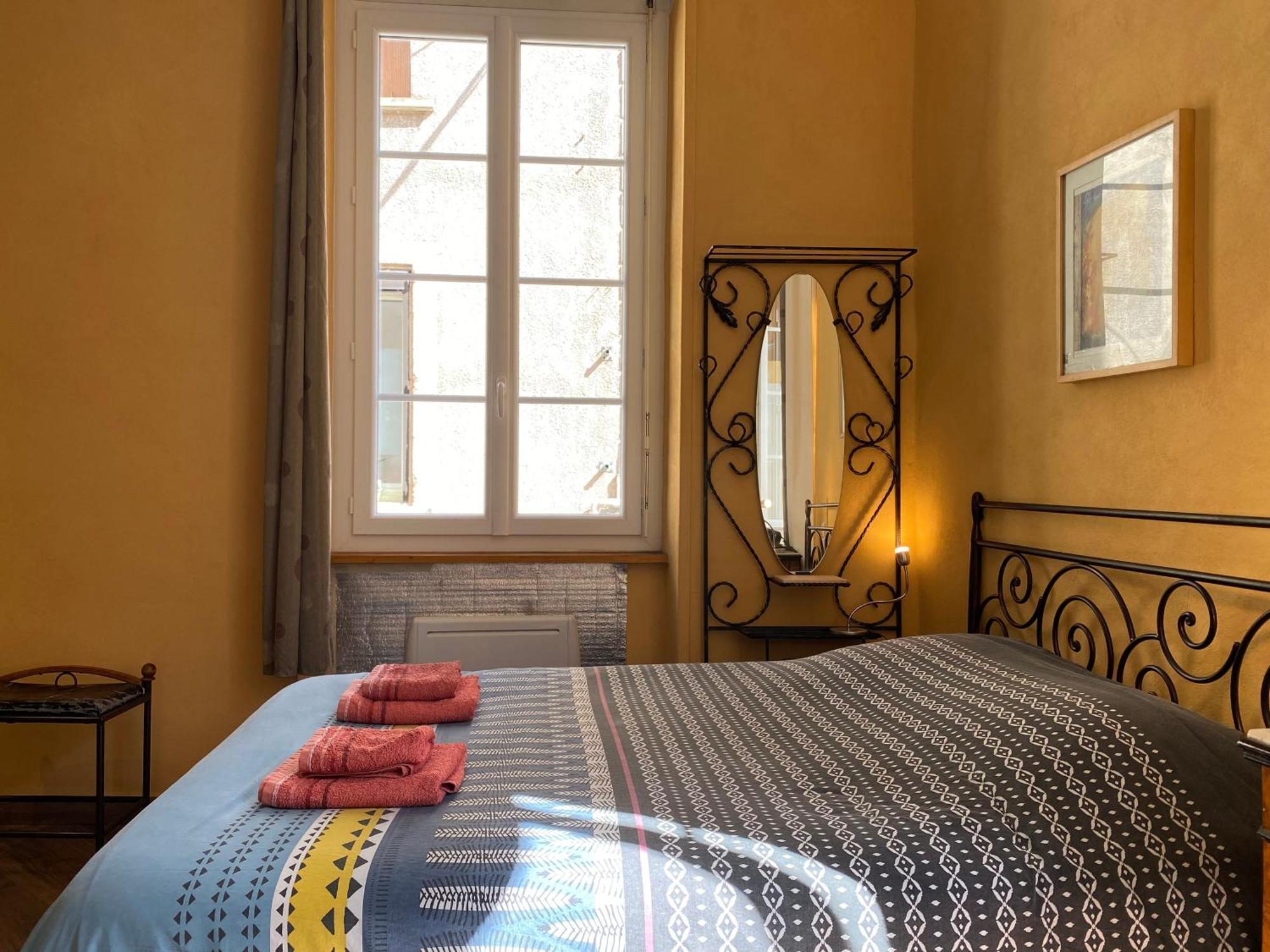 Residence Verdi - Appartements Meubles En Centre Ville Bédarieux 외부 사진