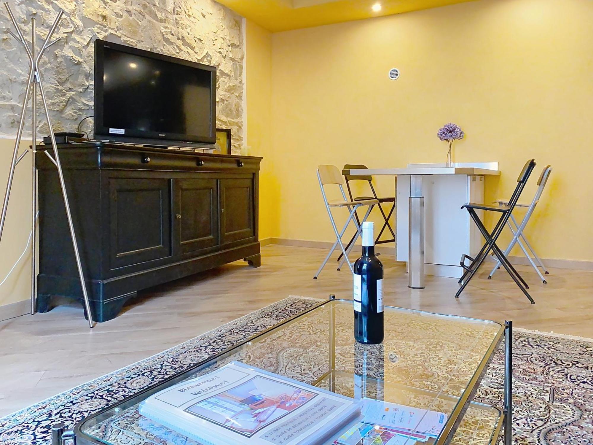 Residence Verdi - Appartements Meubles En Centre Ville Bédarieux 외부 사진