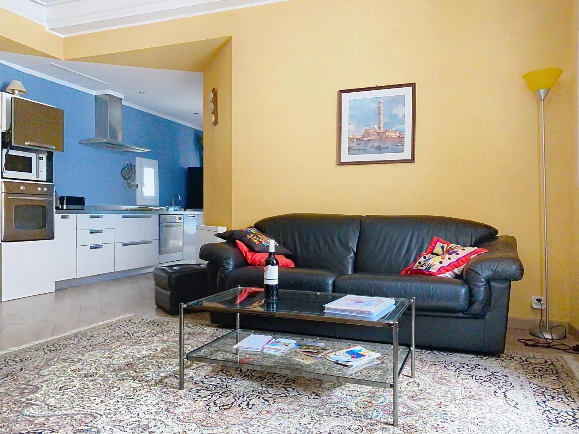 Residence Verdi - Appartements Meubles En Centre Ville Bédarieux 외부 사진